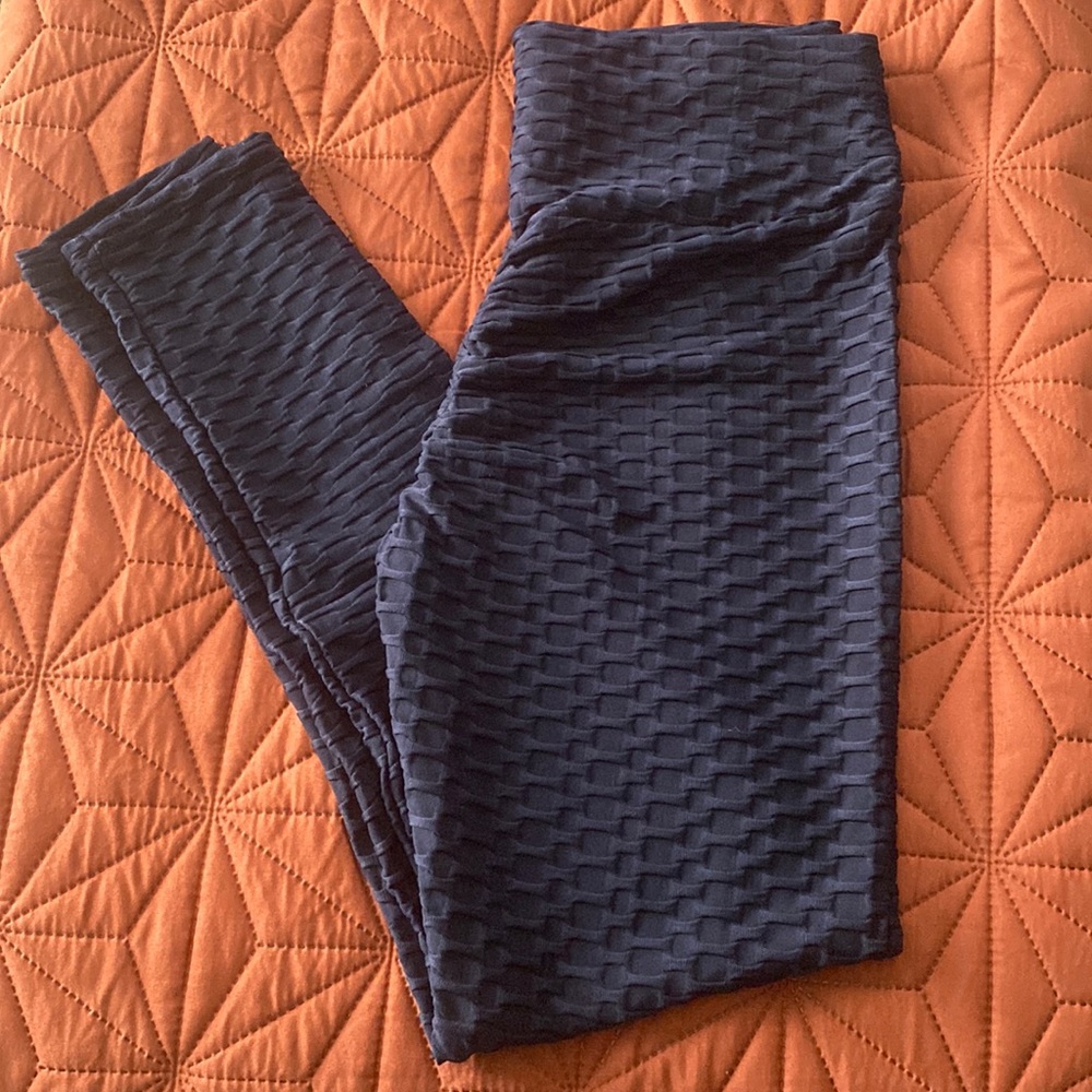 L/XL mermaid leggings in Navy Blue.